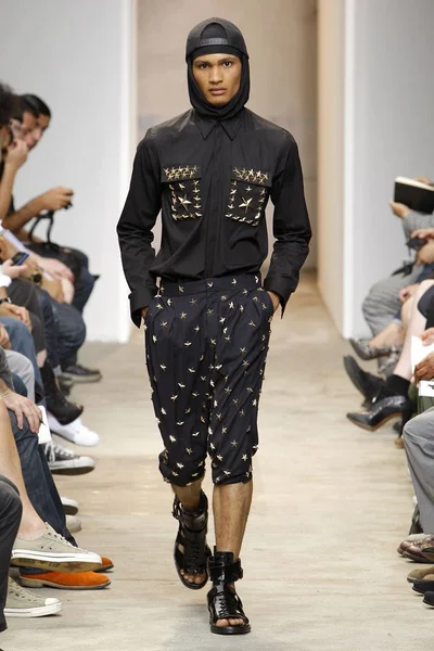 Look 33